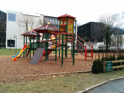 Abenteuer Spielplatz im Stadt Park