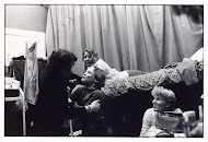 Slaapkamer met vrouwen en kinderen in een Blijf van mijn lijf-huis