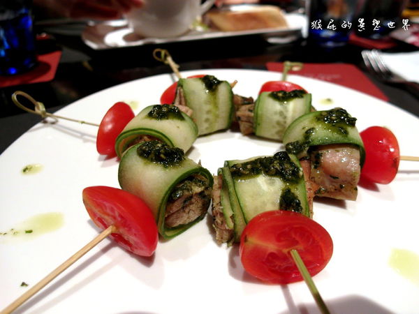 紅色檳氛 L'Air Rouge！京站低調奢華浪漫餐廳燈光美氣氛佳！