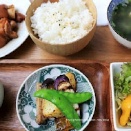 本町道213巷 咖啡 茶。慢食