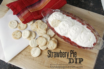 Strawberry Pie Dip & Pie Crust Dippers