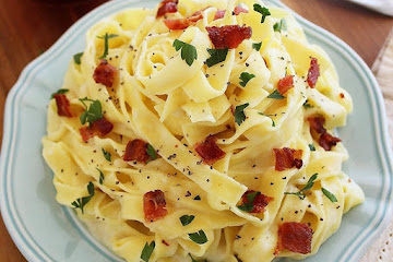 Lighter Fettuccine Alfredo with Bacon