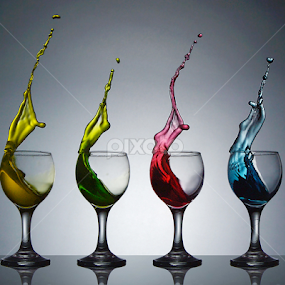 by Jhojon Jenkgod - Abstract Water Drops & Splashes