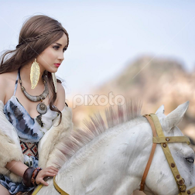 Model : Elenst ShindyMUA : Amelia ZhangWardrobe : Devi FraztLocation : Stone Garden by Ruhiyat Wong - People Portraits of Women