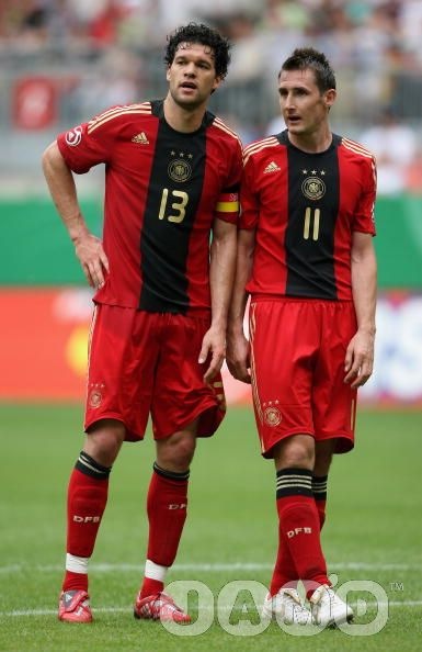 [Ballack Klose[4].jpg]