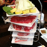 小蒙牛頂級麻辣養生鍋