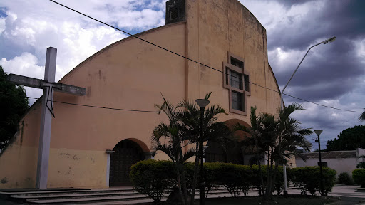Iglesia Laguna Blanca