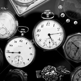 by Leann Shamash - Artistic Objects Antiques