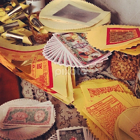 Hell Bank Notes Money and Paper by Yohanes Julianto - Instagram & Mobile Android