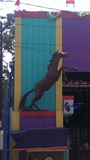 Patung Kuda Ricastro