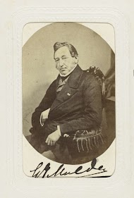 Portret van G.J. Mulder, hoogleraar in de faculteit Wis- en Natuurkunde aan de universiteit van Utrecht