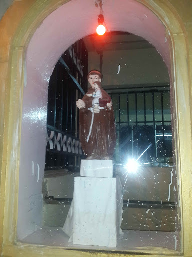 St Anthony and Baby Jesus Statue