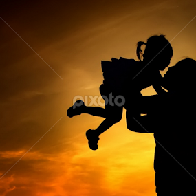 Aku & IBUKU by Yustinus Andhi Wuryanto - People Street & Candids