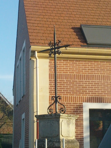 Villers-sur-thère, Crucifix