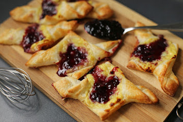 Blueberry and Custard Danish