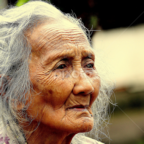 by Si Bajank - People Street & Candids