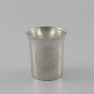 Kroes, versierd met het wapen van Vlissingen en het markiezaat Veere