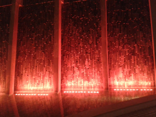 Pretty Red Lights Fountain