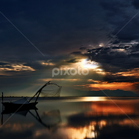 ------- by Dimitrios Lamprou - Transportation Boats