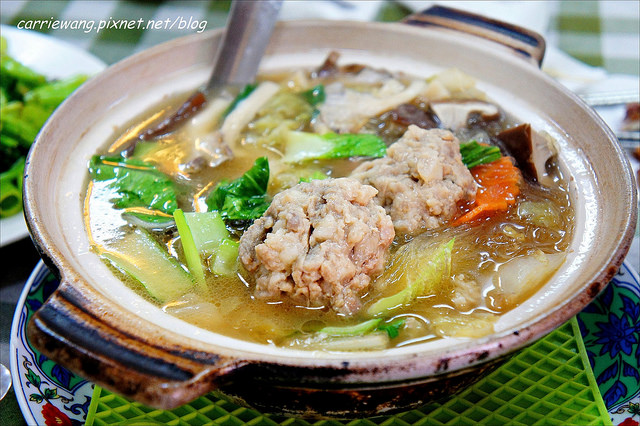 【台中合菜餐廳】上海顧家飯館。重口味的上海料理，餐點不錯吃，但是盤子應該是可以換一下