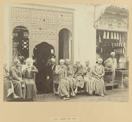 Mannen bij een café in Caïro