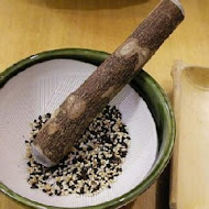 勝博殿日式豬排專賣(南港中信店)
