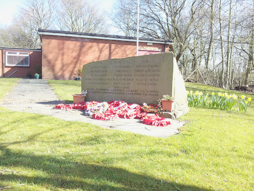 Appley Bridge War Memorial 