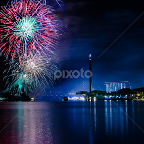 The Firework of Putrajaya by Mohammad Khairizal Afendy - Public Holidays New Year’s Eve