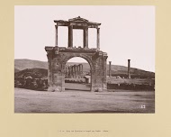 Poort van Hadrianus en de tempel van de Olympische Zeus, Athene