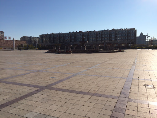 Центральная Площадь Фуюань