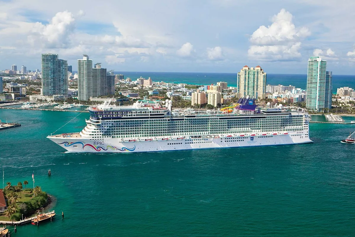 Norwegian-Epic-aerial-miami - Norwegian Epic's cruise in Miami Beach waters is picture perfect.