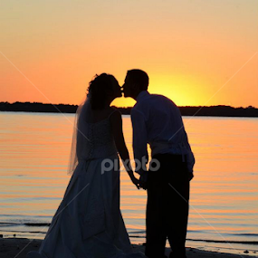 by Renee Yohe - Wedding Bride & Groom