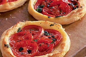Mint & coriander tomato tarts