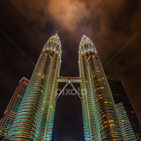 Petronas Twin Towers by Waily Harem - Buildings & Architecture Office Buildings & Hotels