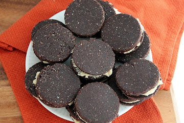 Raw Oreo Cookies