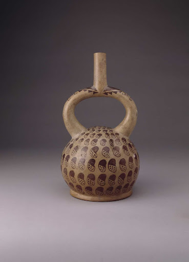 Ceramic ceremonial vessel that represents lima-beans ML002474 (Supplemental)