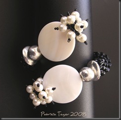 Black & Pearl bracelet 02 copy