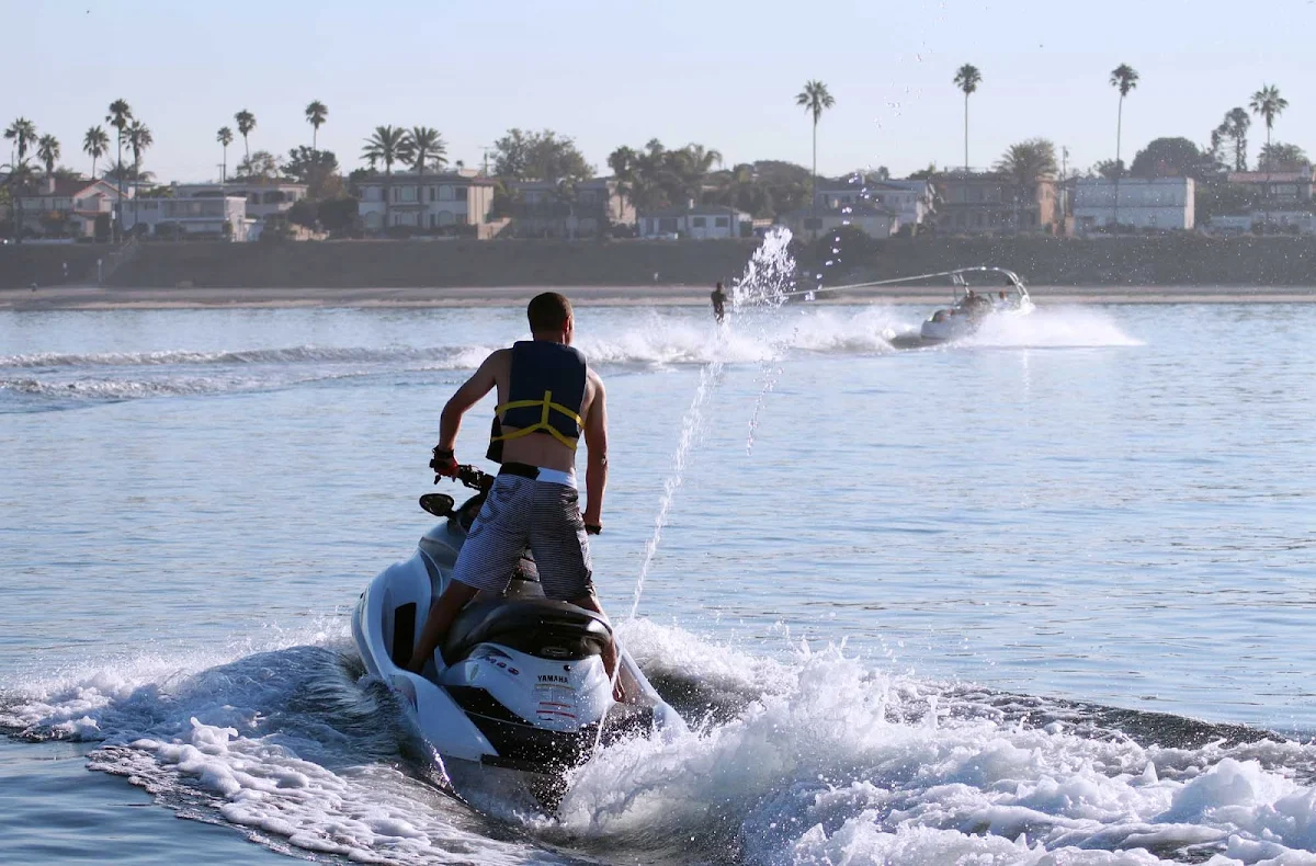 San-Diego-Mission-Bay-jetski - Jet skiers in Mission Bay, San Diego.