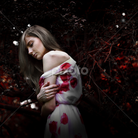 REDs by Ivan Mankevich - People Portraits of Women