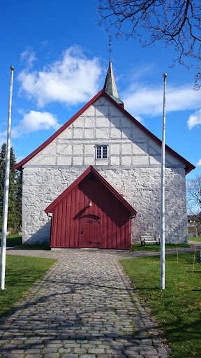 Ramnes Kirke