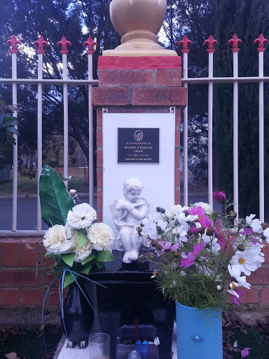 Memorial To Charlie