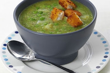 Pea & pesto soup with fish finger croûtons