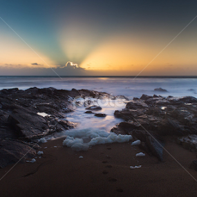 Ray of light by Rémi Ferreira Nadais - Landscapes Sunsets & Sunrises