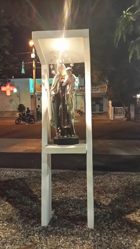 Virgen Parque De Los Niños