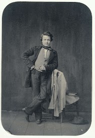 Portret van de Franse kunstenaar Adolphe Mouilleron tijdens zijn verblijf in Nederland