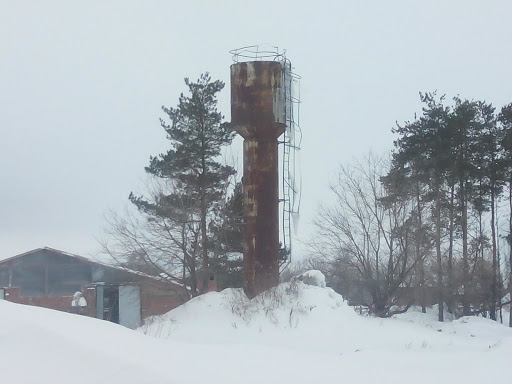 Водонапорная башня у Андрейшура