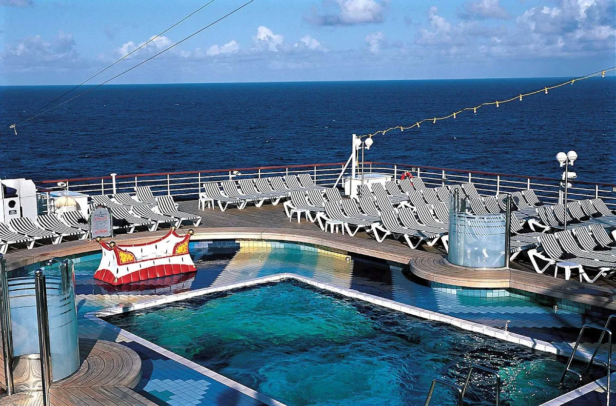 Holland-America-Vista-Class-Aft-Pool-1 - Have fun in the sun and take a dip in the Aft Pool aboard your Holland America cruise.