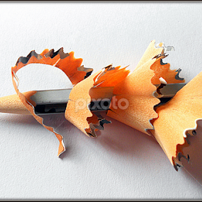 Sharpness come from Inside . by Subhadeep Das - Novices Only Abstract