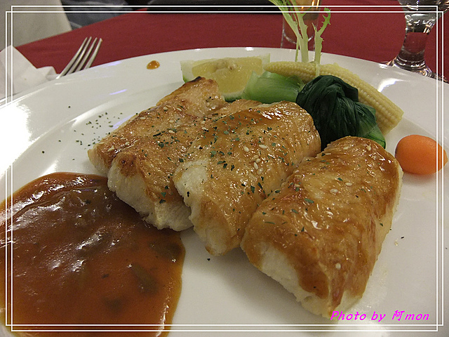 統領創意牛排館~說好鮮嫩的巴沙魚呢?