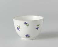 Kop, beschilderd met korenbloemen